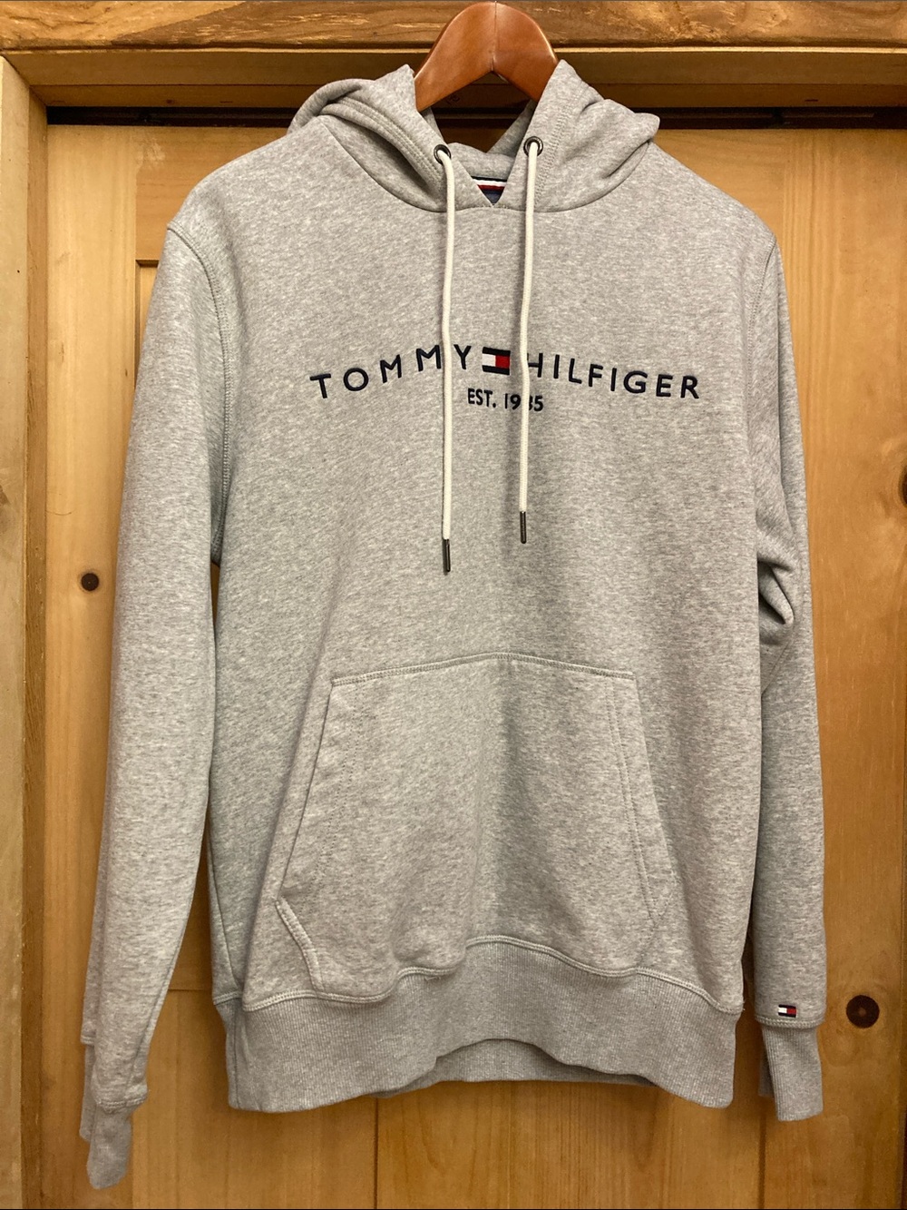 Tommy Hilfiger Light Gray Pullover Hoodie with Logo